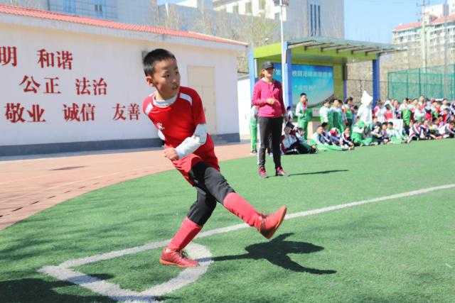 德罗赞46分公牛加时险胜步行者 黄蜂力克灰熊